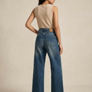 Vintage Wash Frayed Hem Straight-Leg Jeans