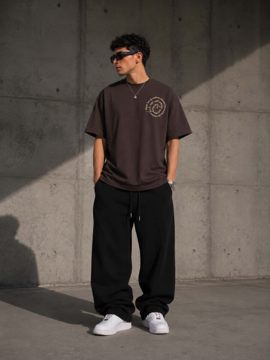 Oversized brown t-shirt