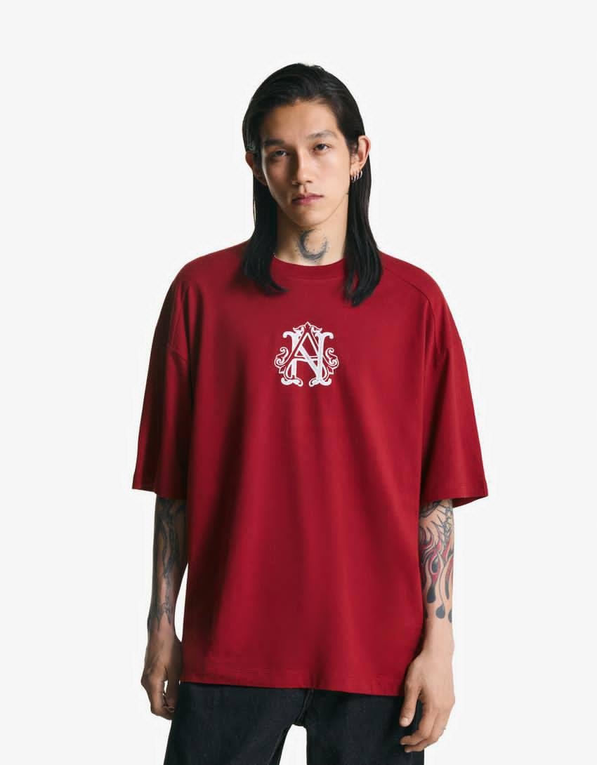 Oversized red t-shirt